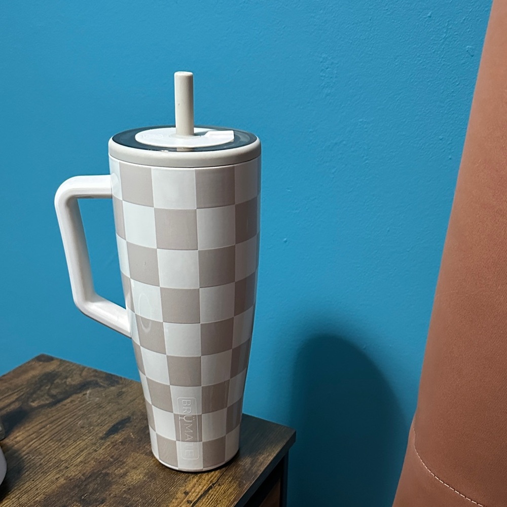 BrüMate Checkered 40oz Tumbler